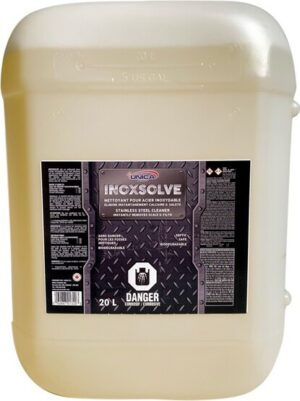 INOXSOLVE Nettoyant acier inoxydable sur les camions de transport